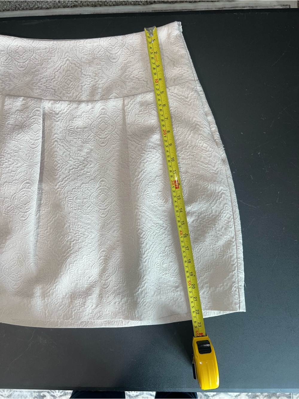 Adolfo Dominguez Ivory Textured Pleated Mini Skirt with Pockets - Picture 8 of 10